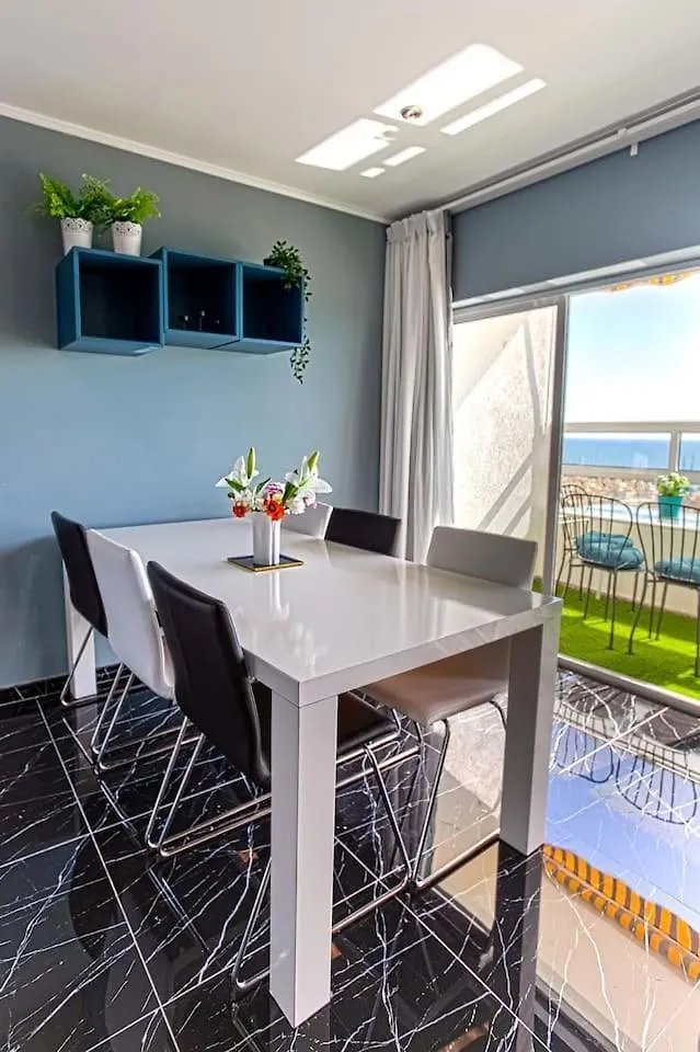 베날마데나코스타 Panoramic Seaview Puerto Marina 아파트